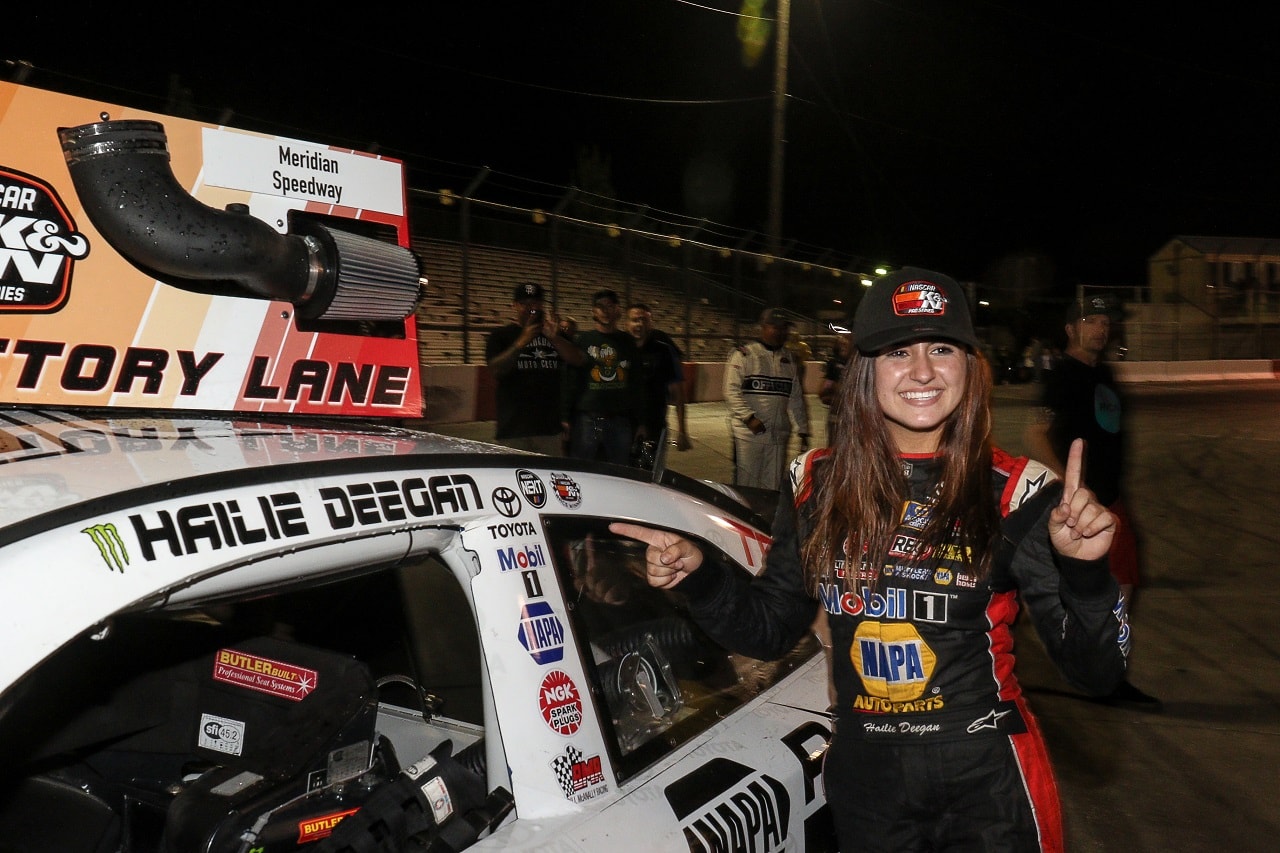 Hailie Deegan contrainte de s'excuser après un dérapage lors d'une course en ligne