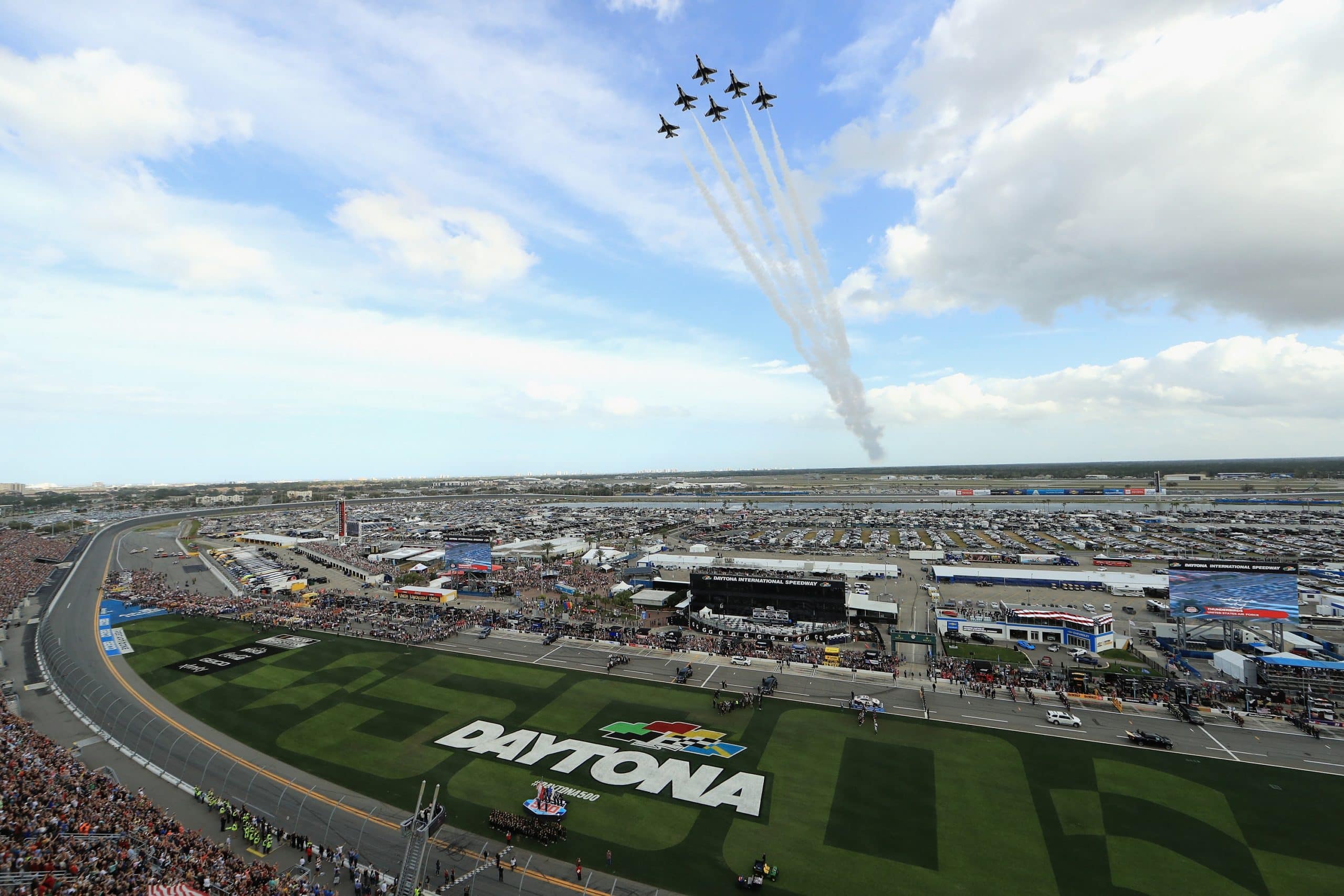 Les Thunderbirds survoleront Daytona