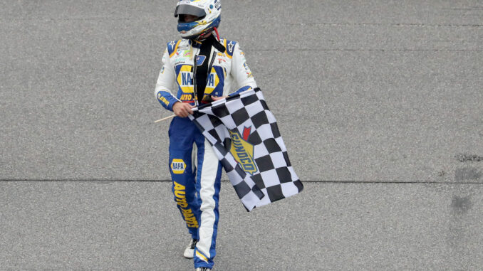 Chase-Elliott-Circuit-Routier-NASCAR-scaled