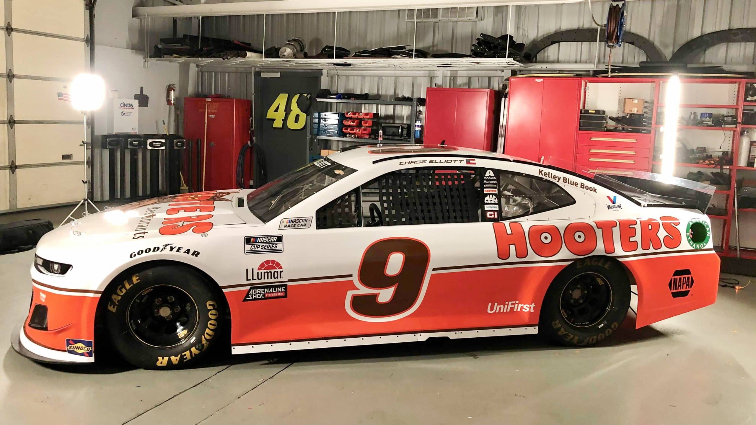 Chase Elliott honorera Alan Kulwicki à Darlington