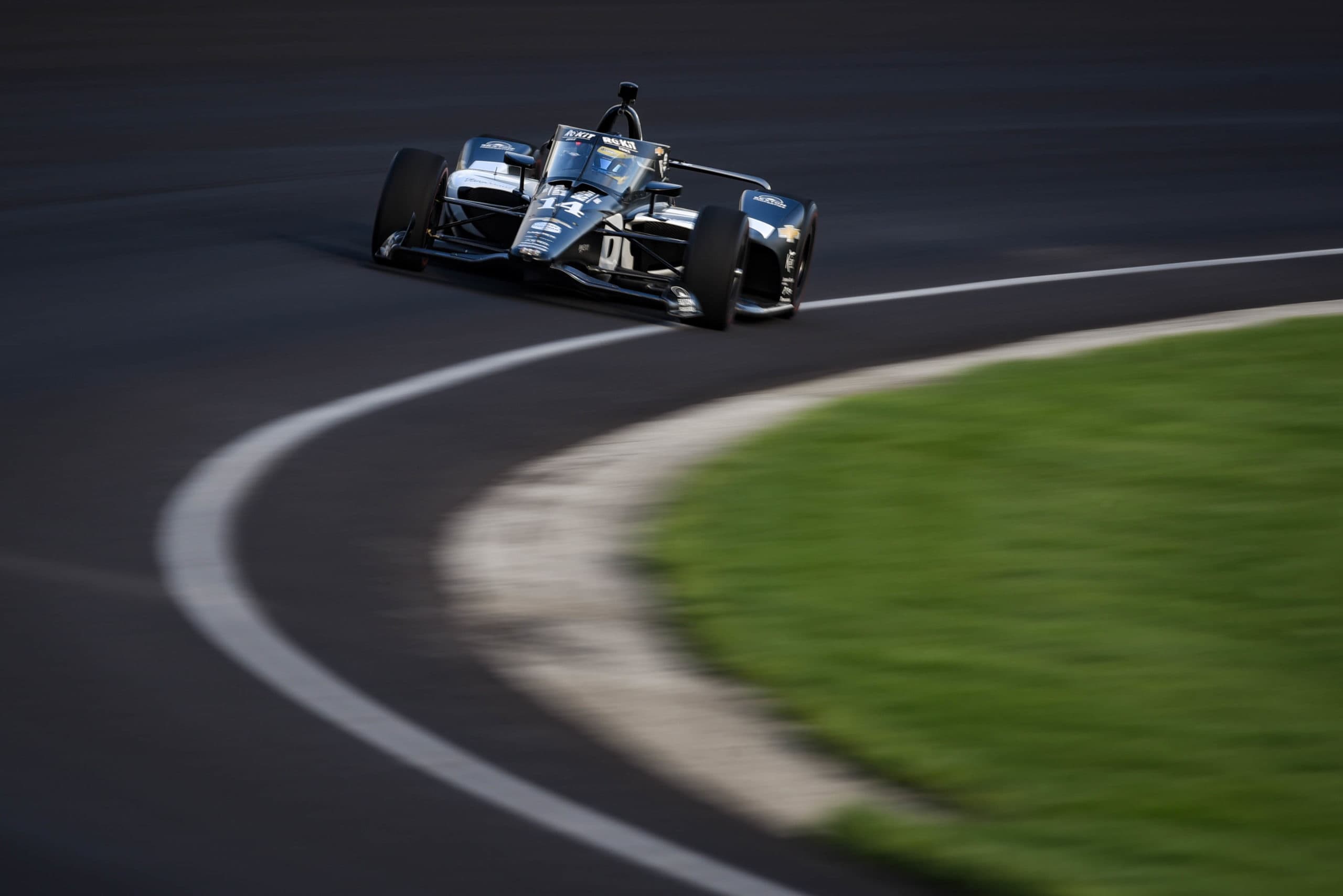 Sébastien Bourdais passe entre les gouttes à Indy