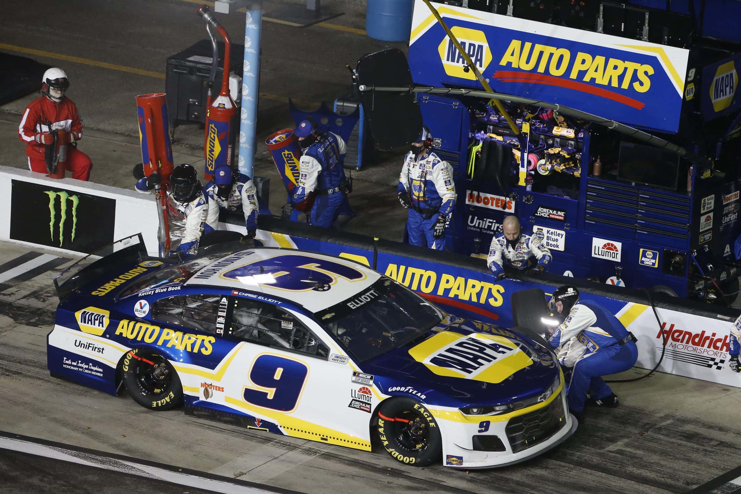 Chase Elliott disqualifié