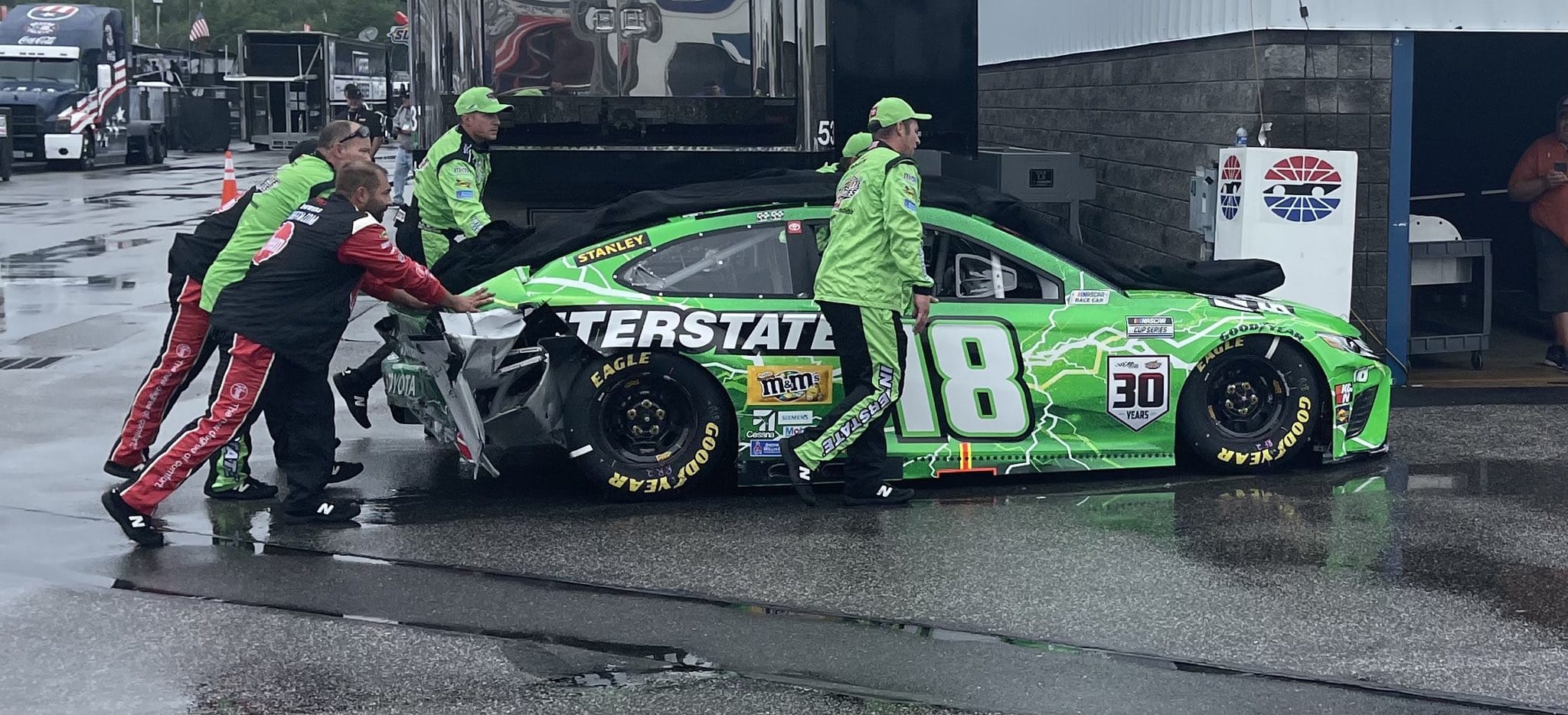 La pluie piège la Joe Gibbs Racing