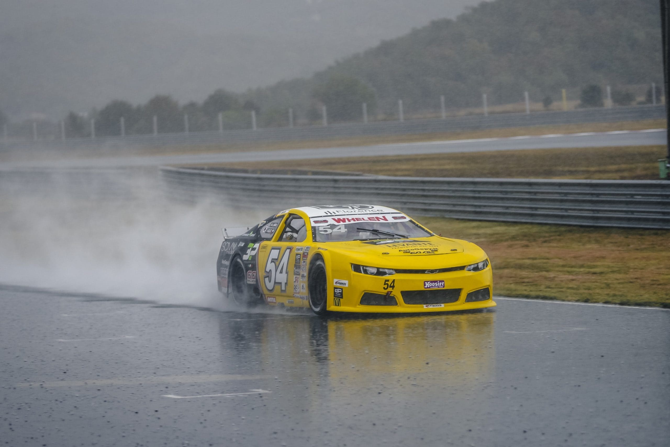 Ercoli et Dauenhauer en tête des essais sous la pluie