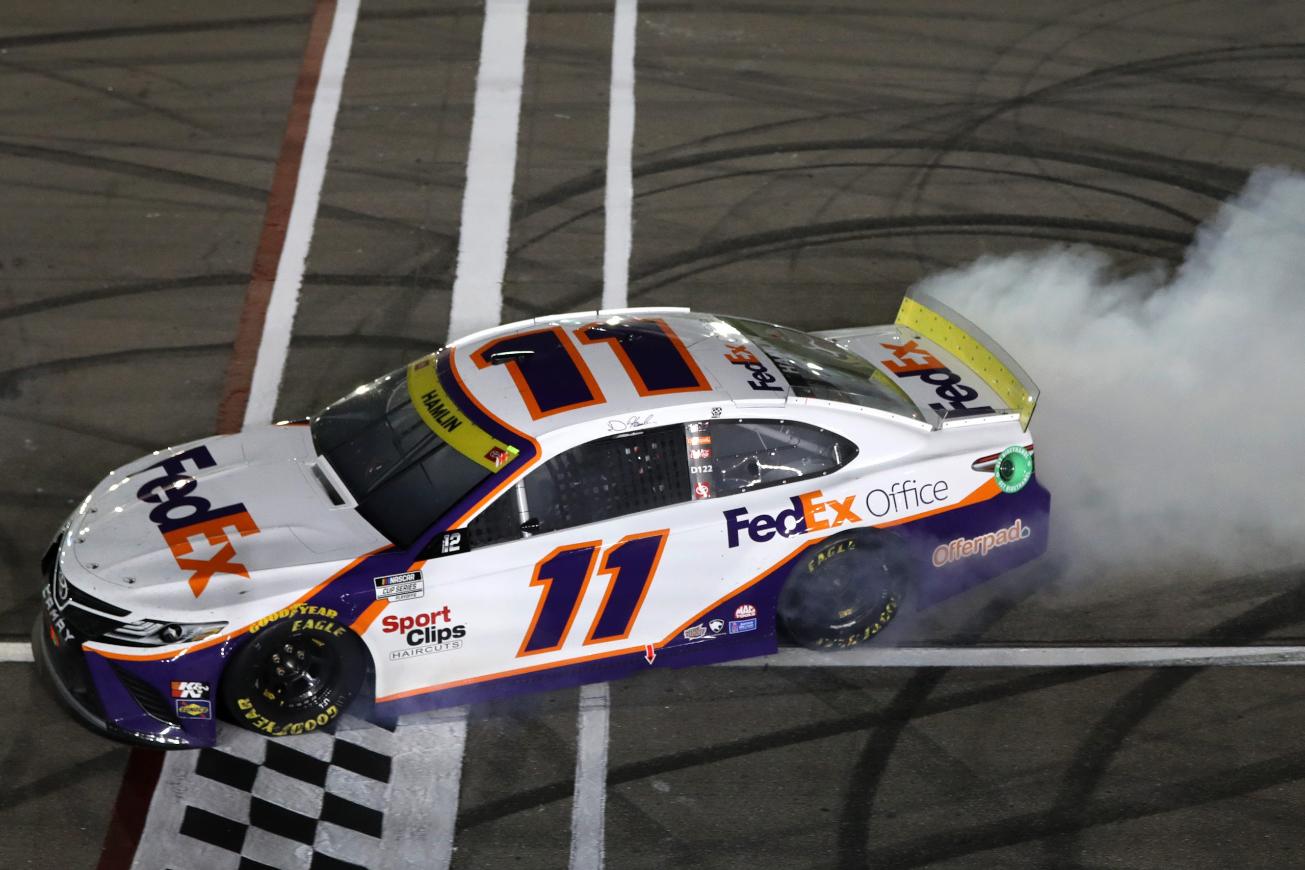 Denny Hamlin refait le coup !