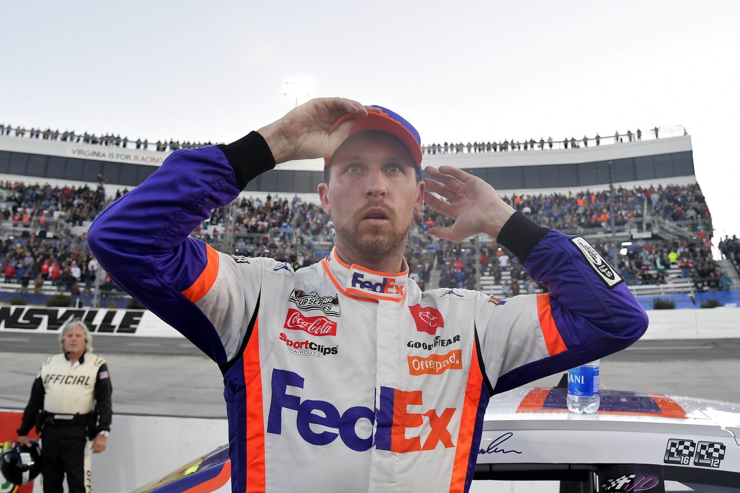 Denny Hamlin lance les hostilités