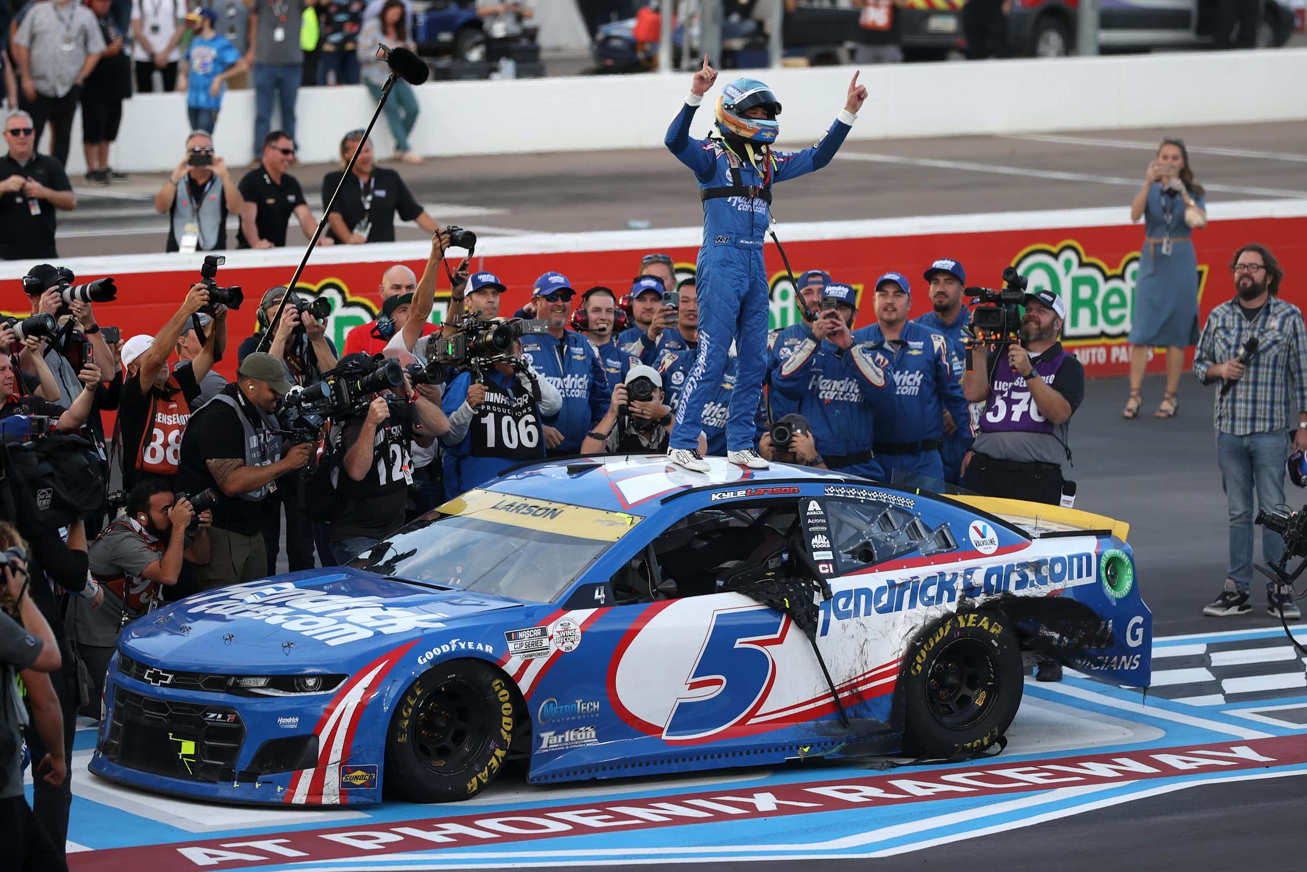 La victoire et le titre pour Kyle Larson