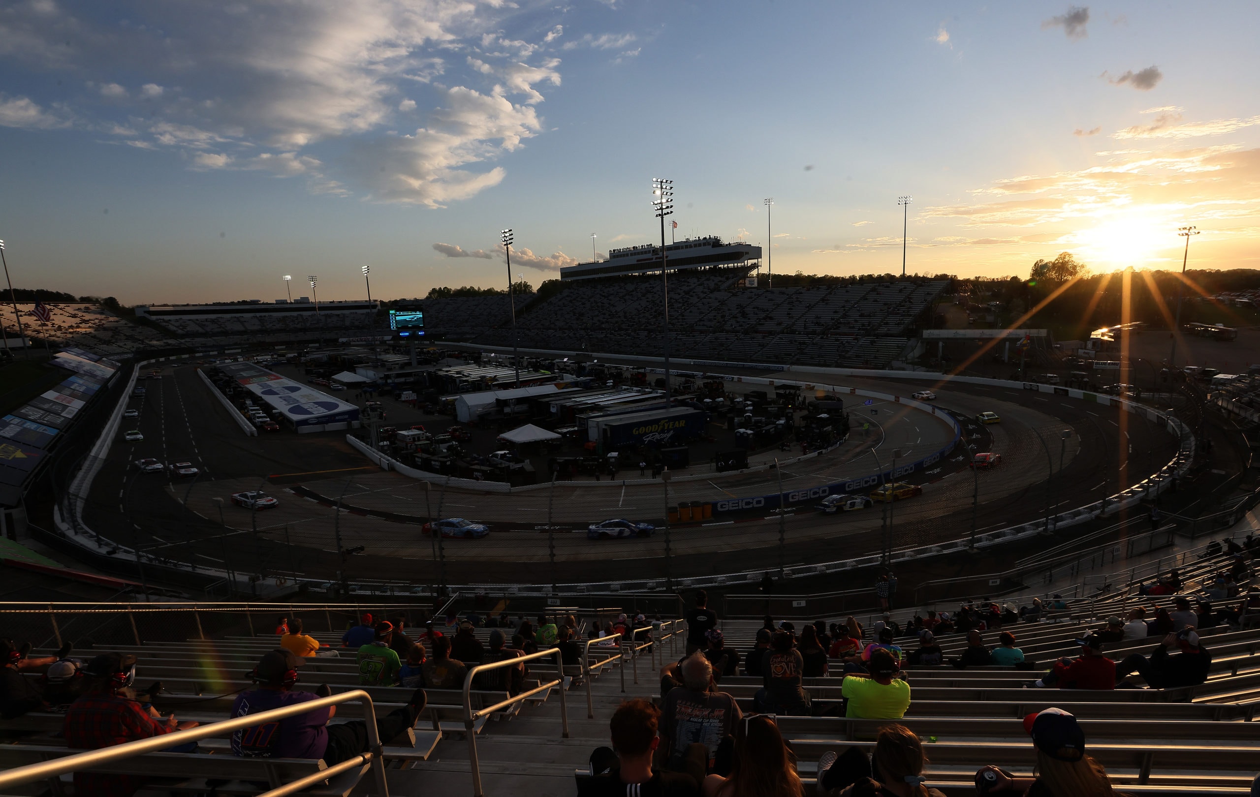 400 tours à Martinsville au printemps !