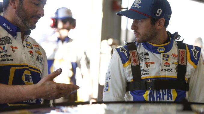 Chase-Elliott-Prolonge-Hendrick-Motorsports-scaled