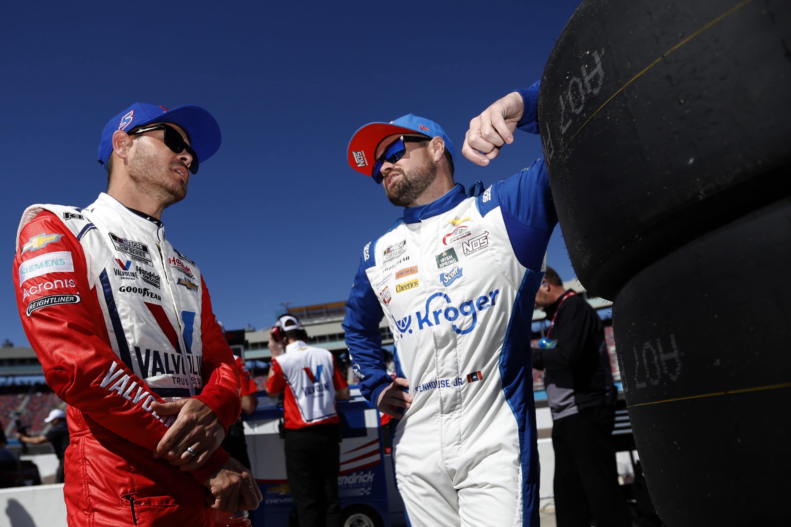 Ricky Stenhouse se montre en essais