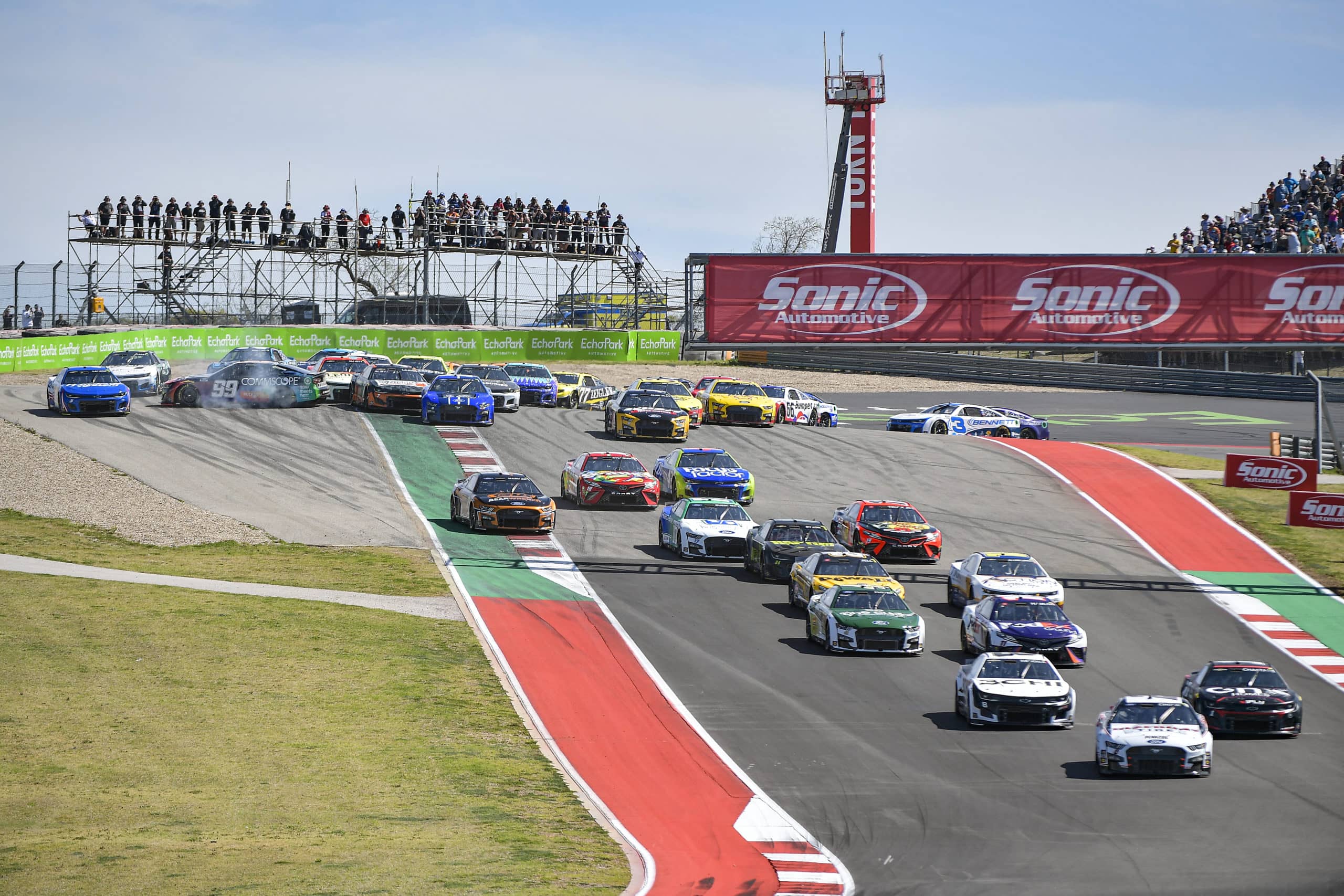 Le résumé de l'EchoPark Automotive Grand Prix