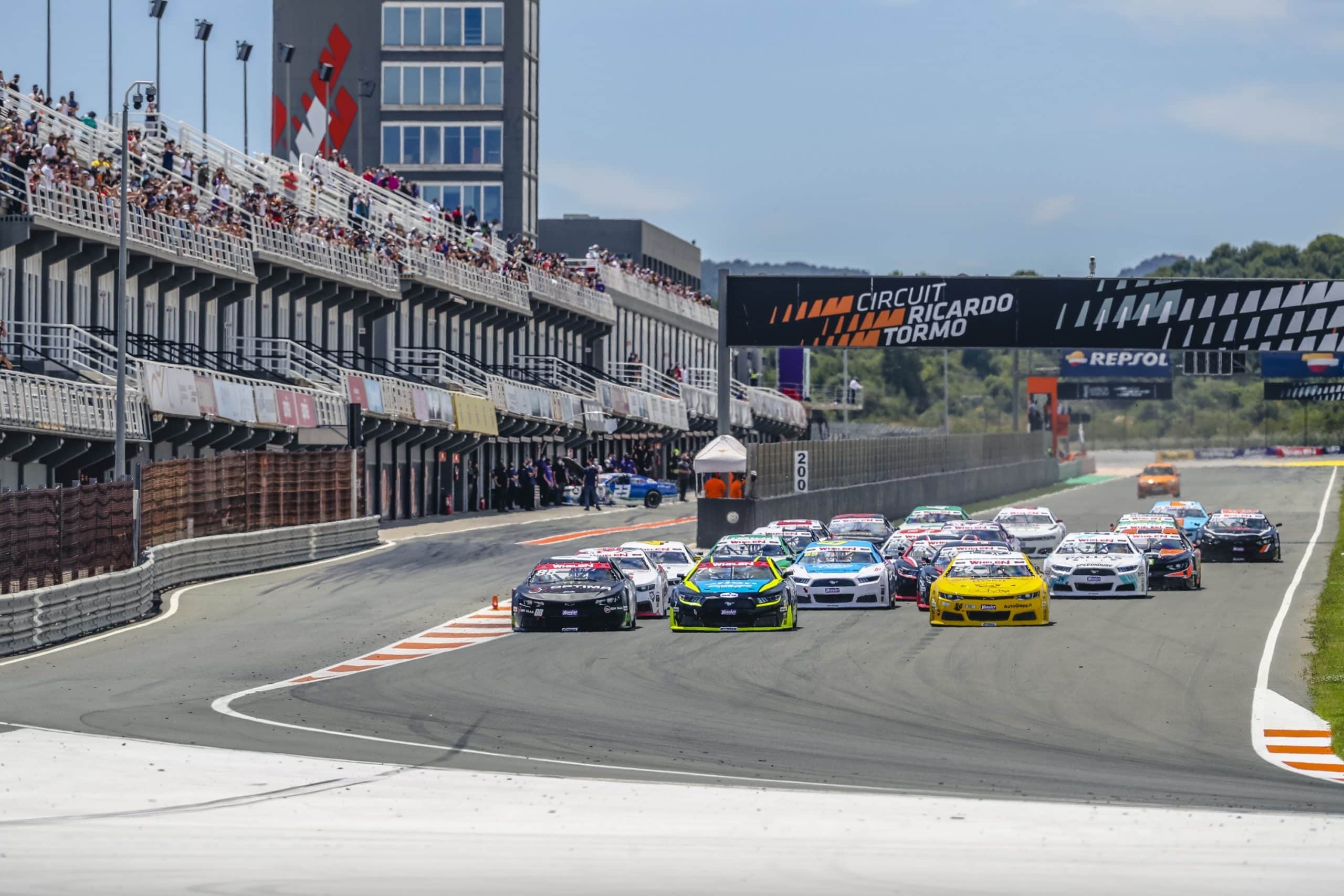 37 voitures engagées en EuroNASCAR