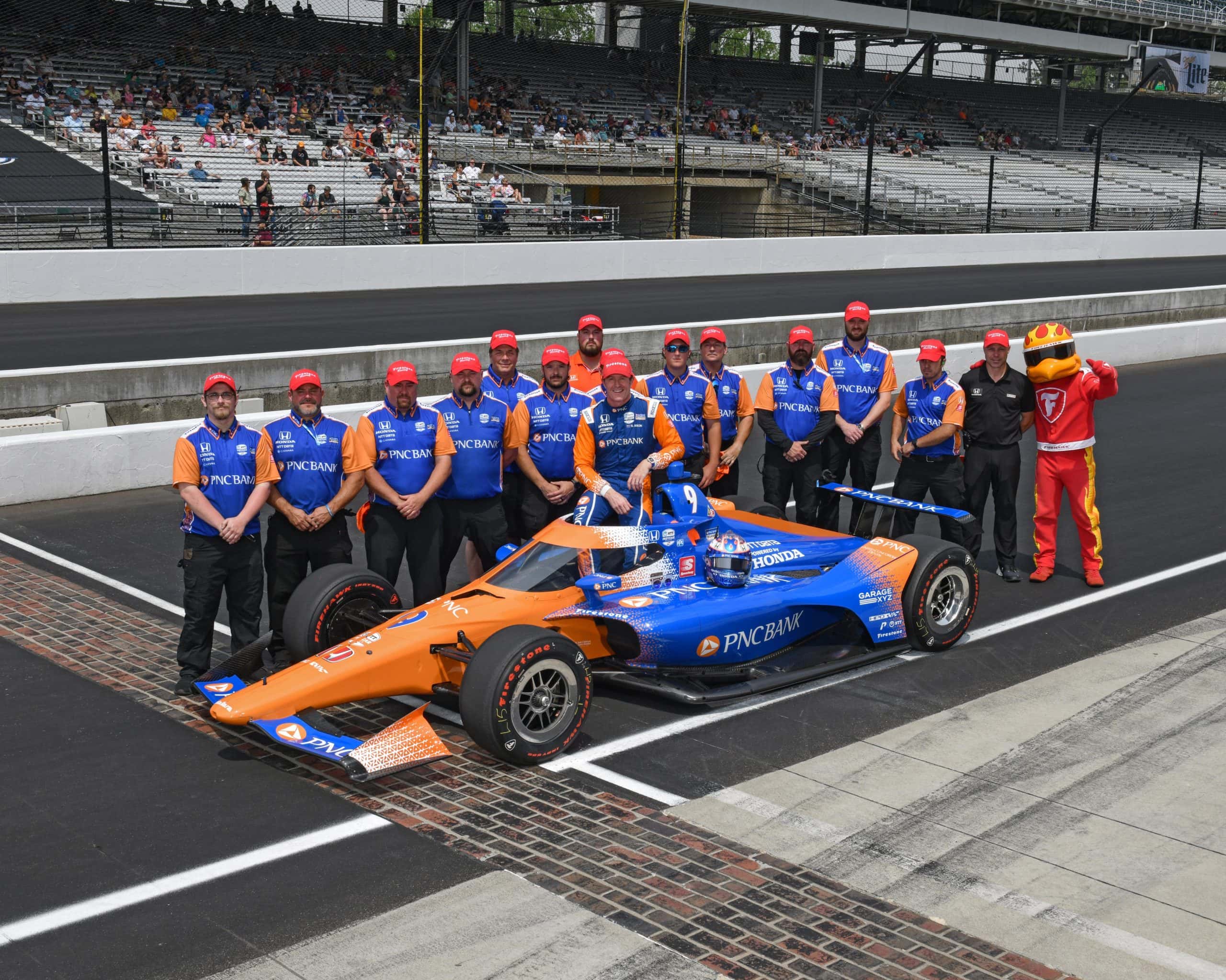 Pole record pour Scott Dixon