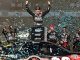 Christopher Bell résiste à Denny Hamlin