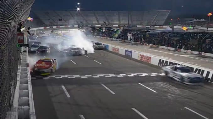 Accident Final Martinsville NASCAR Accident Final Martinsville NASCAR