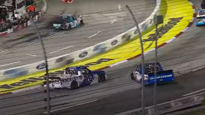 Video NASCAR Truck Martinsville