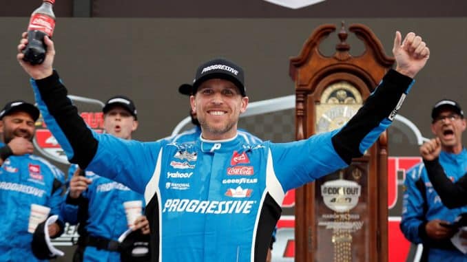 Denny Hamlin Victoire Marstinville NASCAR