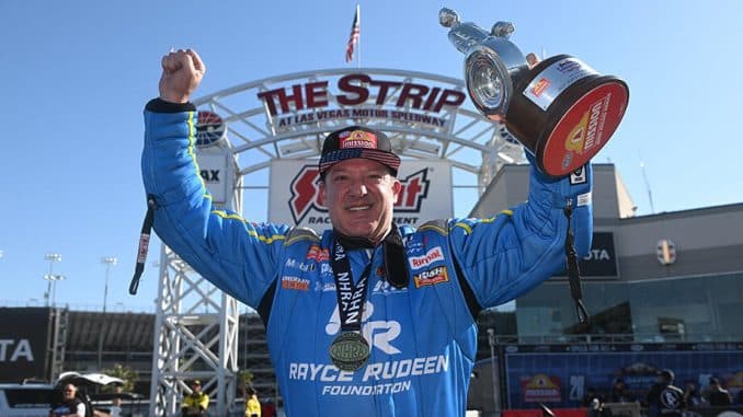 Tony Stewart NHRA TopFuel Victoire