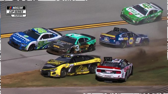 Accident Chase Elliott NASCAR Talladega