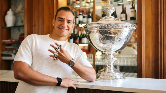 Alex Palou_ 2025 INDYCAR Series Champion Media Tour - Photo by_ Chris Owens_Ref Image Without Watermark_m142725